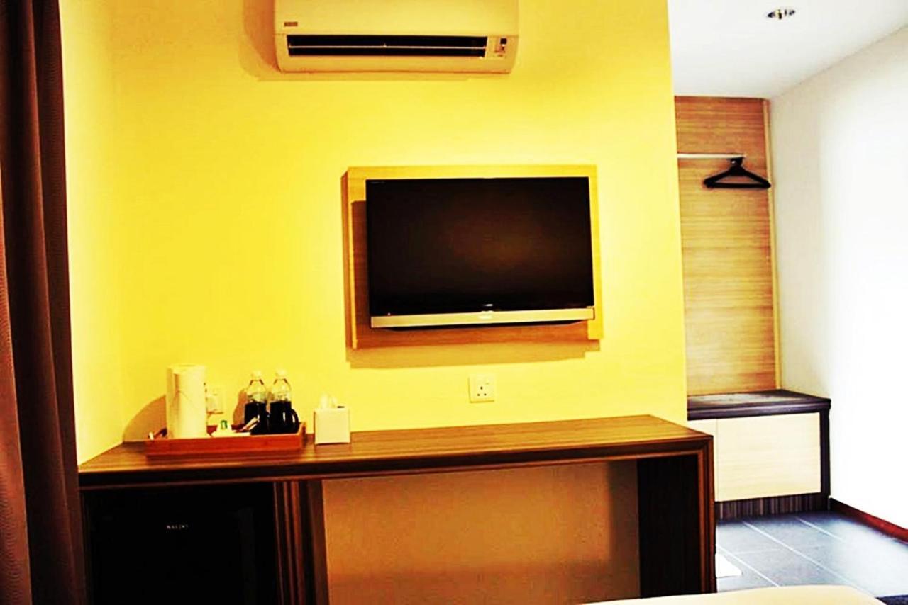 Hotel Sara'S Inn, Shah Alam Kültér fotó